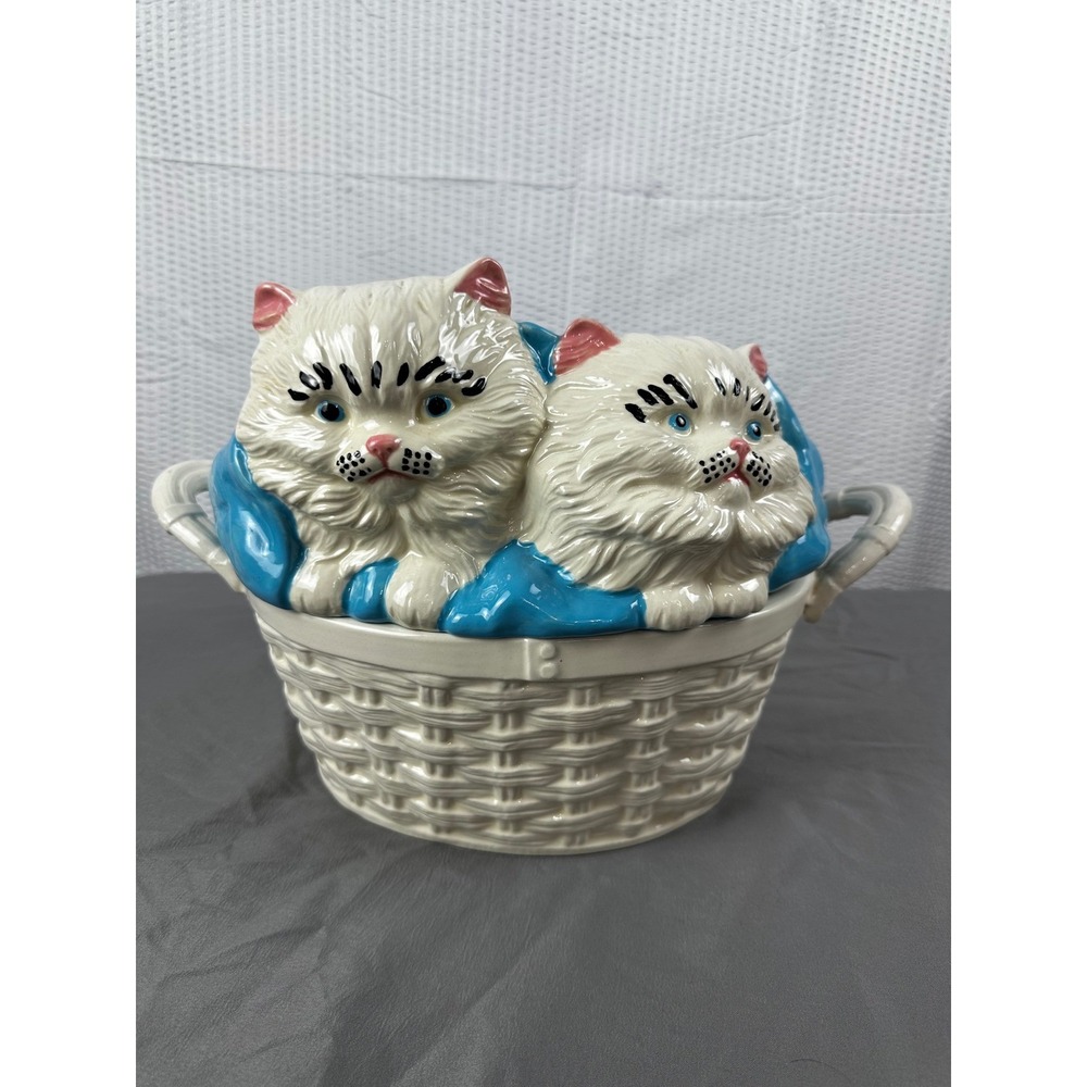 Vintage Ceramic Cats In A Basket, Art Project 1980s,‎ 2 White Cats, 14"x10"